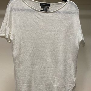 NWOT MEDIUM white linen Tahari  top